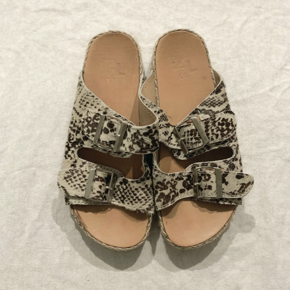 Z&L Europe Snakeskin Sandals